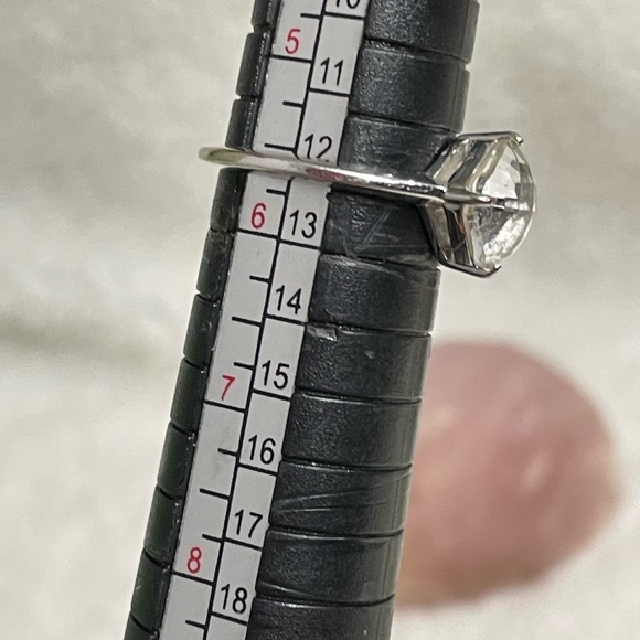 NWOT Swarovski Ring, Clear - Picture 8 of 8